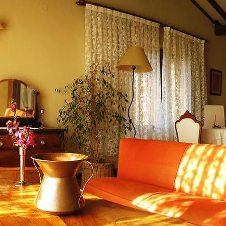 Casa Rural Fuentes De Agata Otel *