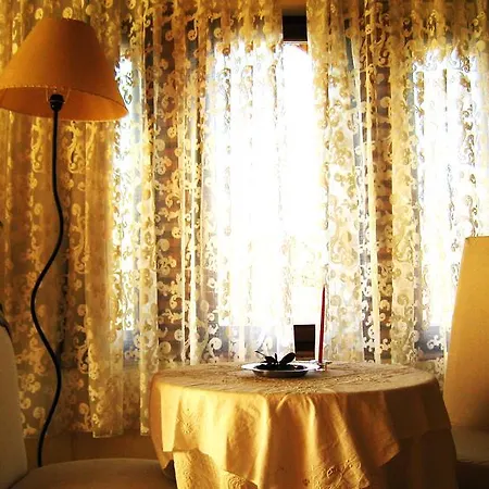 Otel Casa Rural Fuentes De Agata *