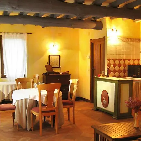 Otel Casa Rural Fuentes De Agata